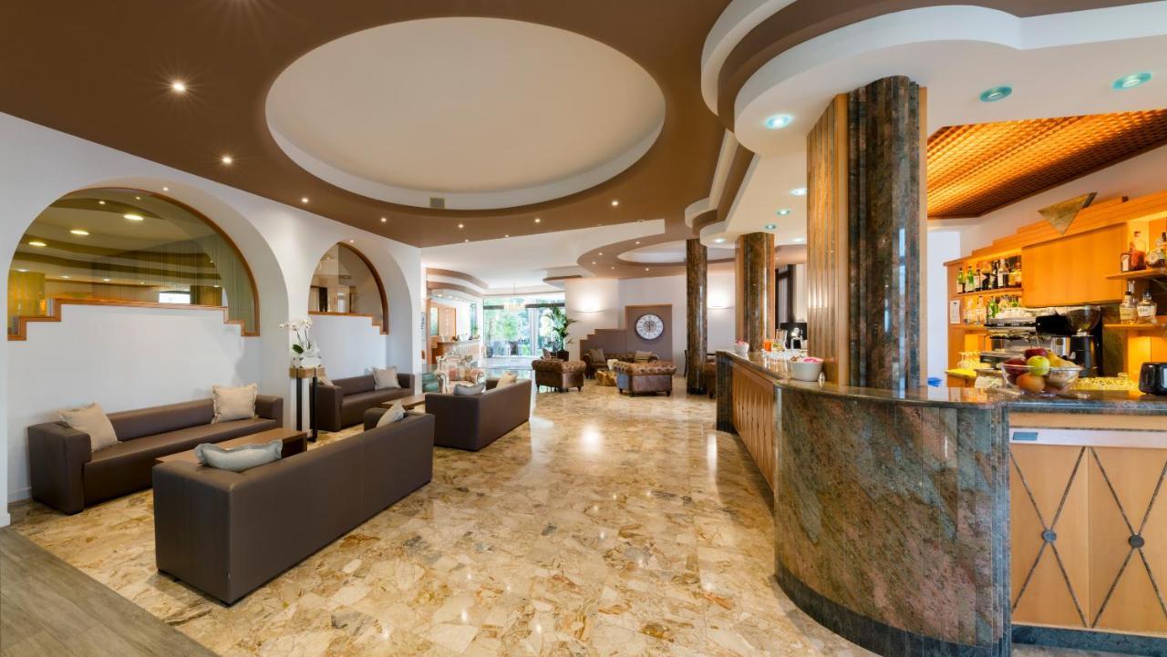 Hotel Italy 비비오네 외부 사진