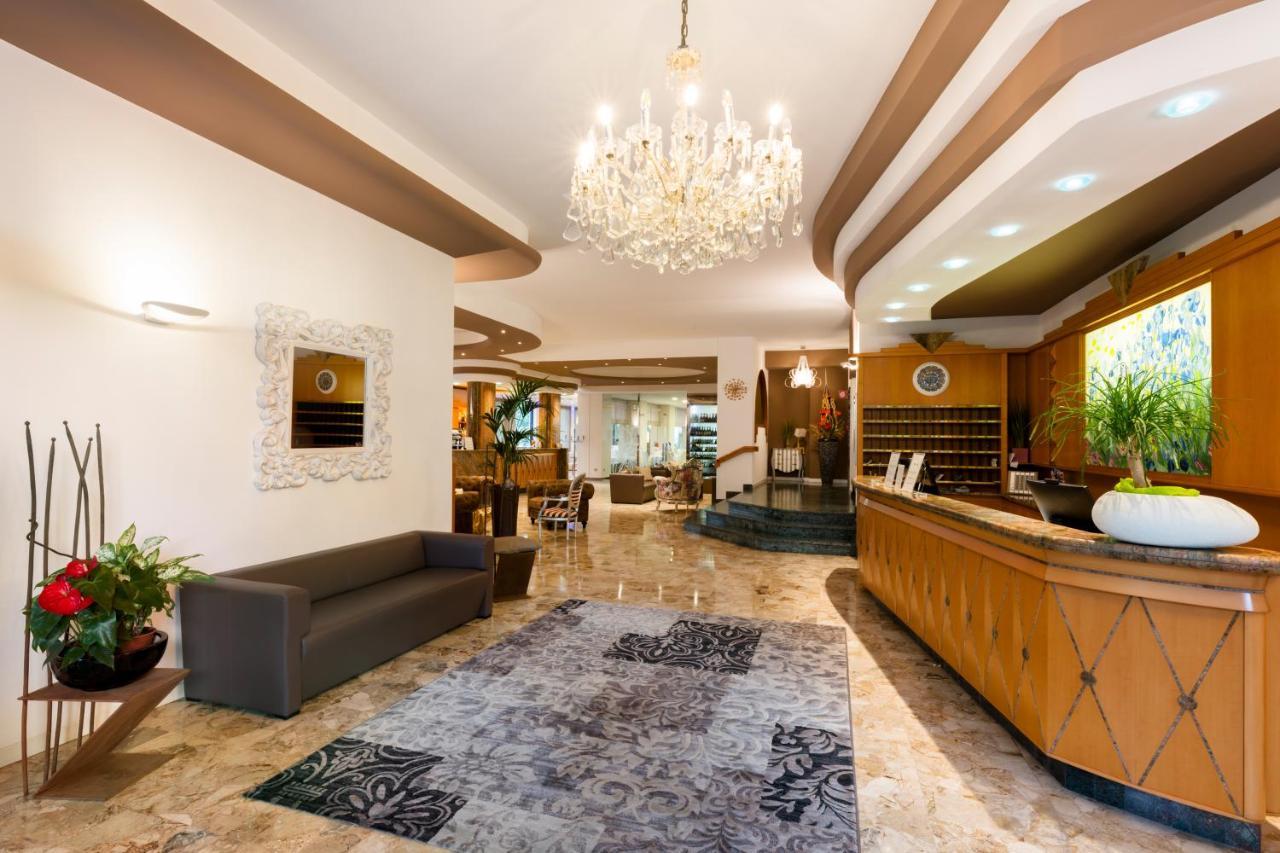 Hotel Italy 비비오네 외부 사진